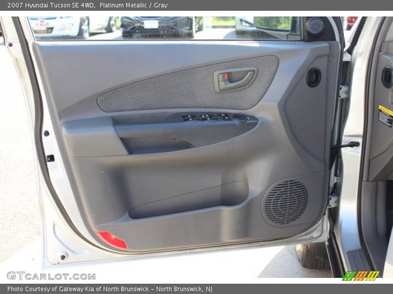 Platinum Metallic / Gray 2007 Hyundai Tucson SE 4WD