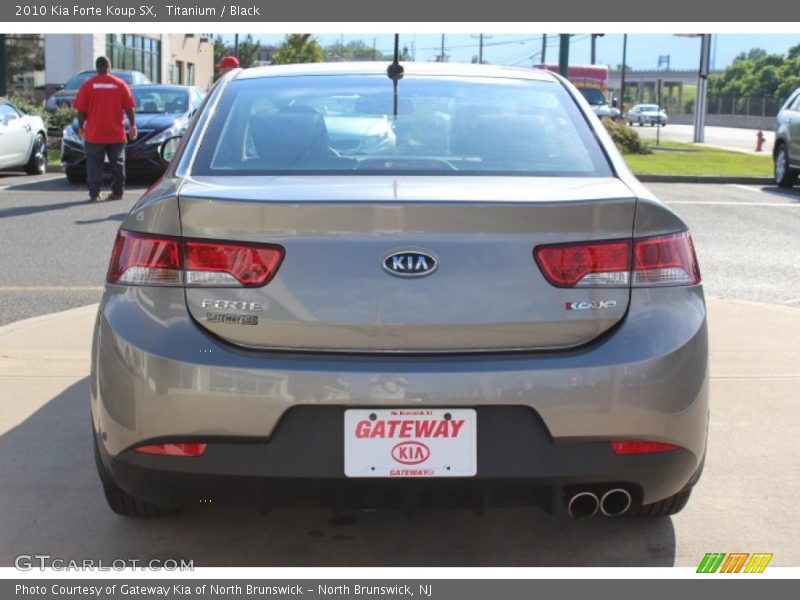 Titanium / Black 2010 Kia Forte Koup SX
