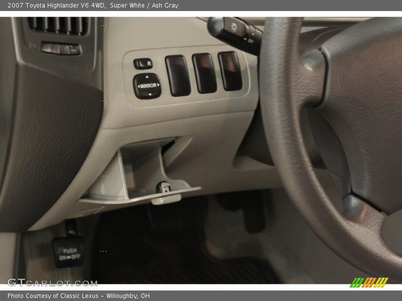 Super White / Ash Gray 2007 Toyota Highlander V6 4WD