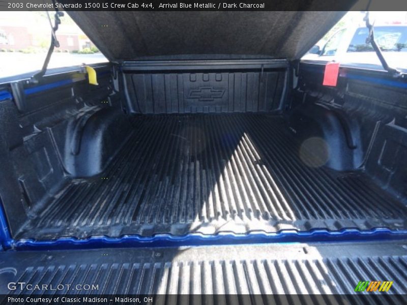 Arrival Blue Metallic / Dark Charcoal 2003 Chevrolet Silverado 1500 LS Crew Cab 4x4