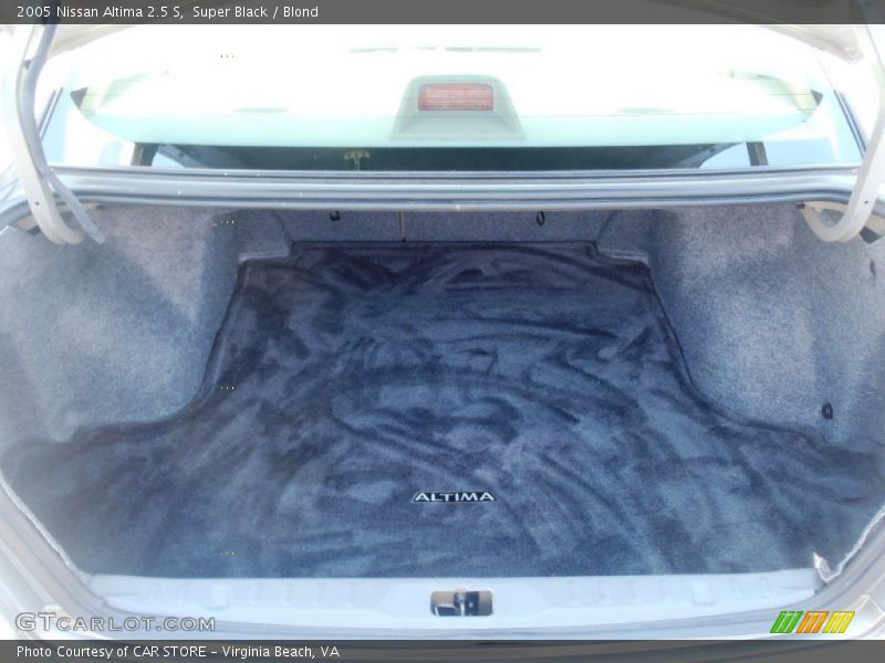 Super Black / Blond 2005 Nissan Altima 2.5 S