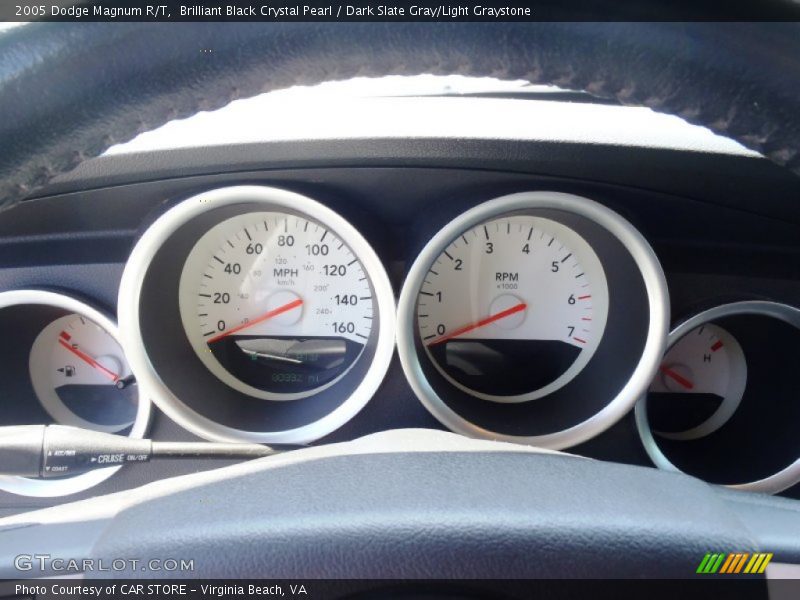 Brilliant Black Crystal Pearl / Dark Slate Gray/Light Graystone 2005 Dodge Magnum R/T