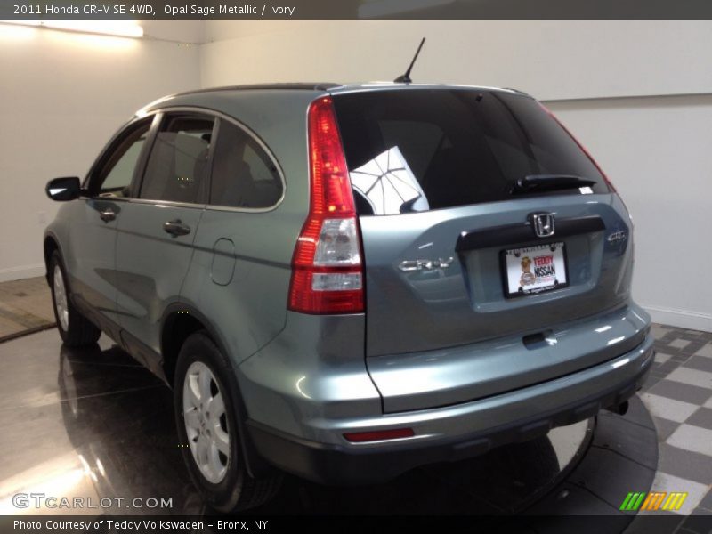 Opal Sage Metallic / Ivory 2011 Honda CR-V SE 4WD