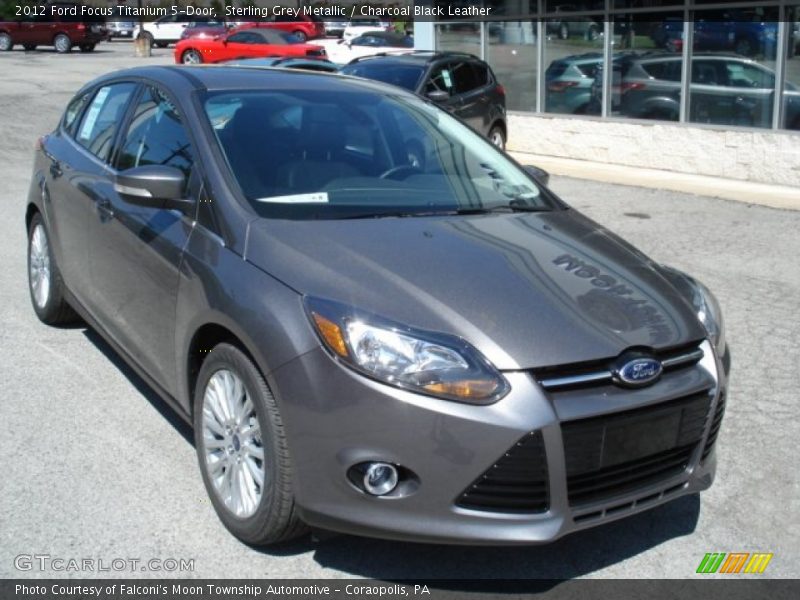 Front 3/4 View of 2012 Focus Titanium 5-Door