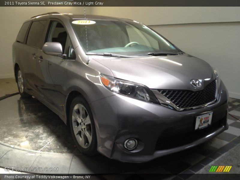 Predawn Gray Mica / Light Gray 2011 Toyota Sienna SE