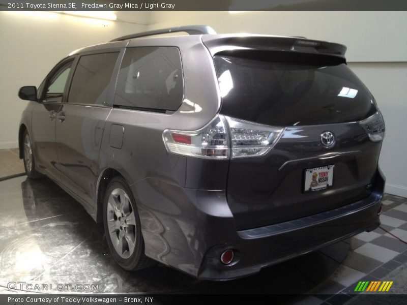 Predawn Gray Mica / Light Gray 2011 Toyota Sienna SE