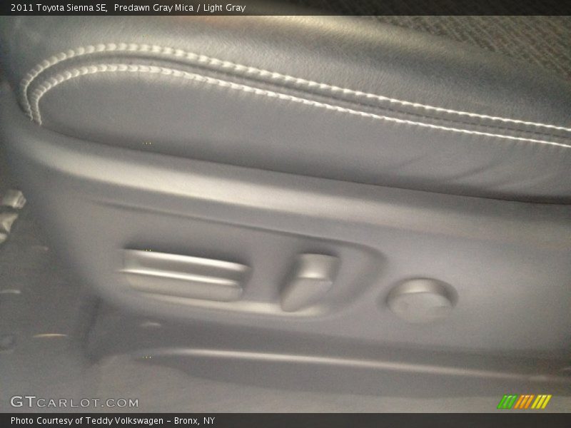 Predawn Gray Mica / Light Gray 2011 Toyota Sienna SE