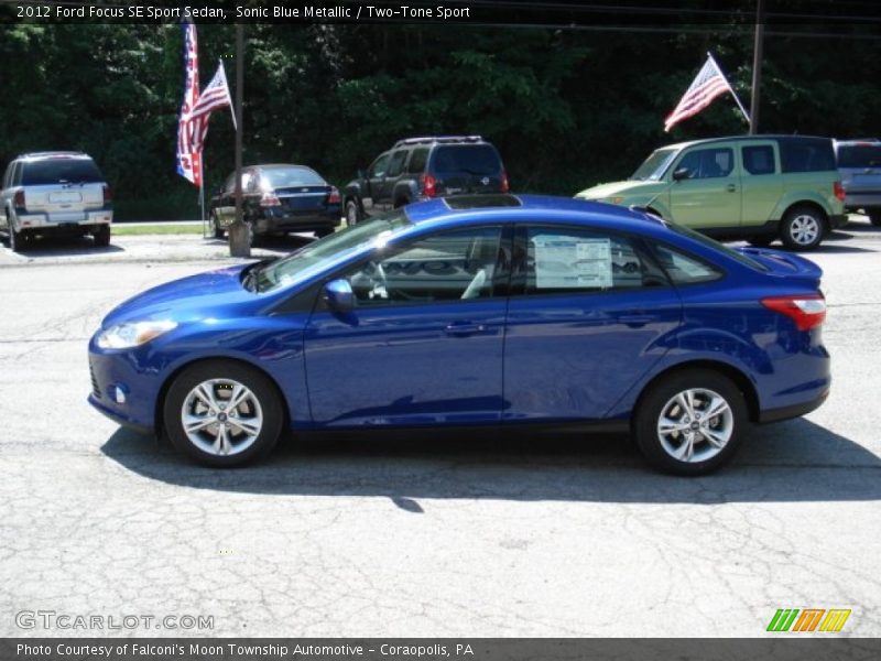 Sonic Blue Metallic / Two-Tone Sport 2012 Ford Focus SE Sport Sedan
