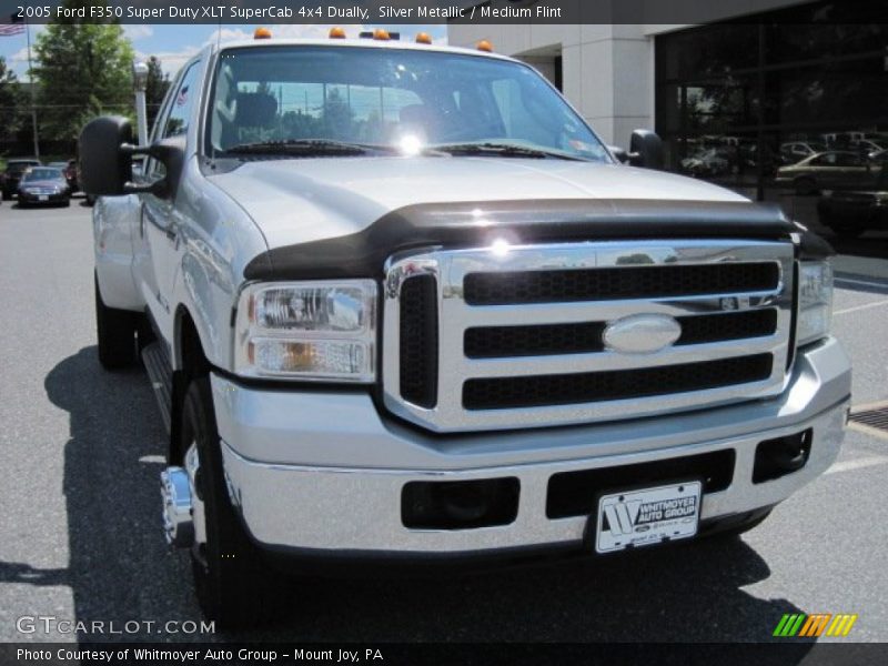 Silver Metallic / Medium Flint 2005 Ford F350 Super Duty XLT SuperCab 4x4 Dually