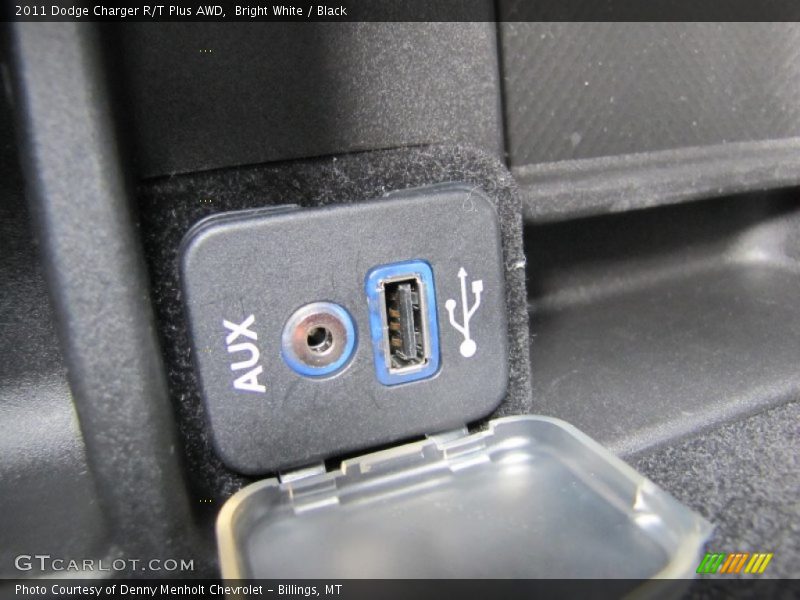 Bright White / Black 2011 Dodge Charger R/T Plus AWD