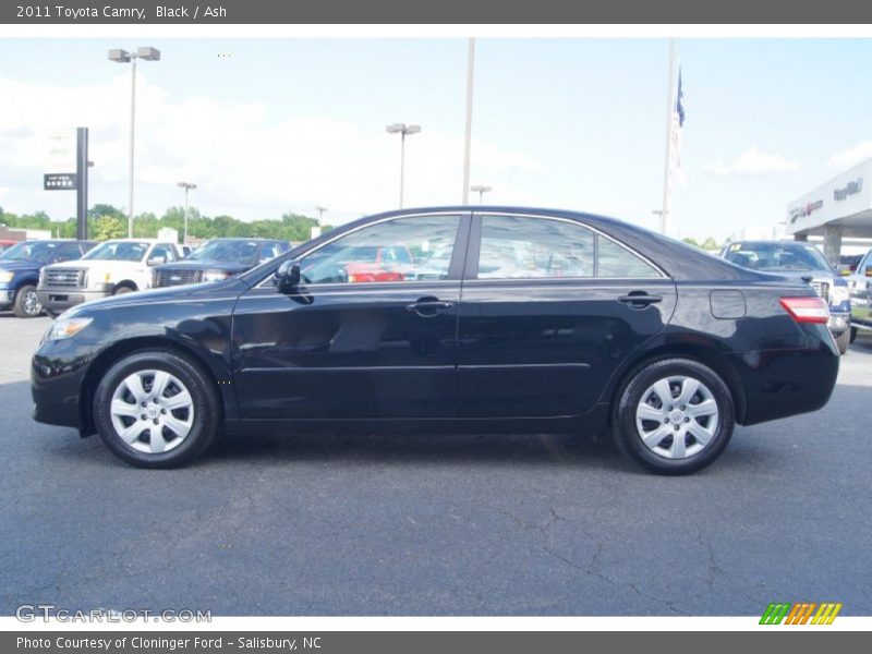 Black / Ash 2011 Toyota Camry