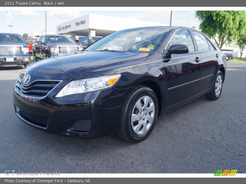 Black / Ash 2011 Toyota Camry