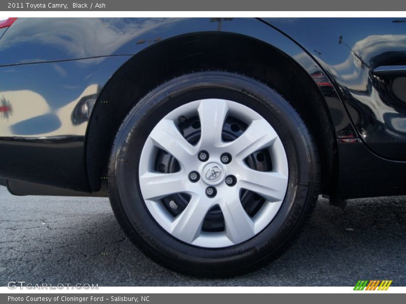 Black / Ash 2011 Toyota Camry