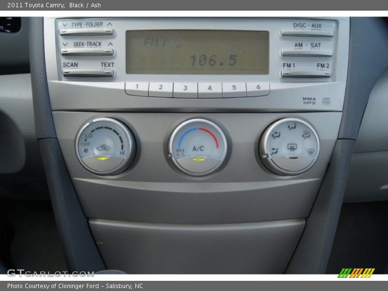 Black / Ash 2011 Toyota Camry