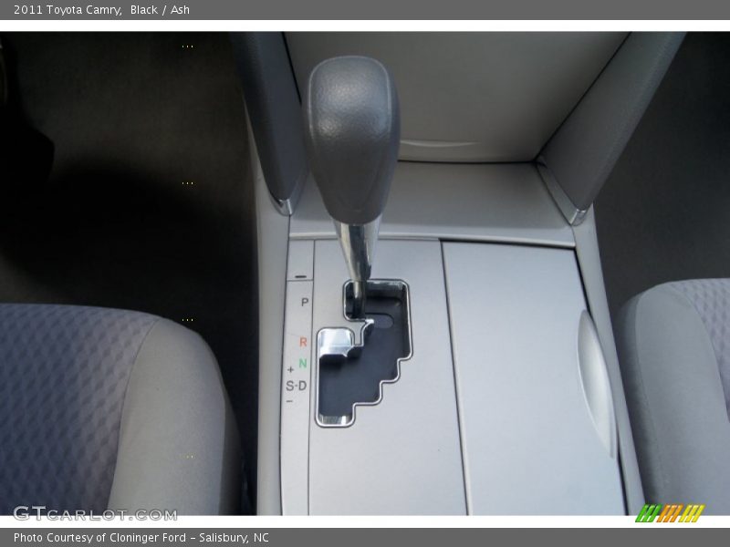 Black / Ash 2011 Toyota Camry