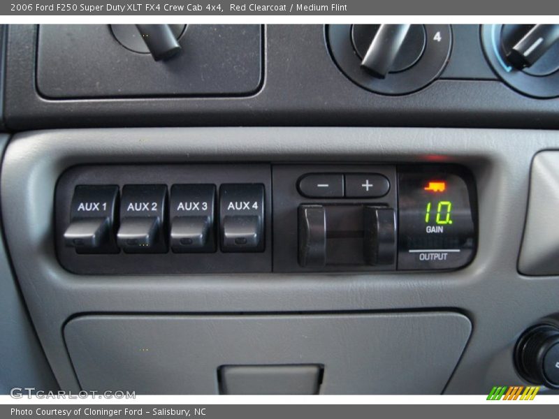 Red Clearcoat / Medium Flint 2006 Ford F250 Super Duty XLT FX4 Crew Cab 4x4