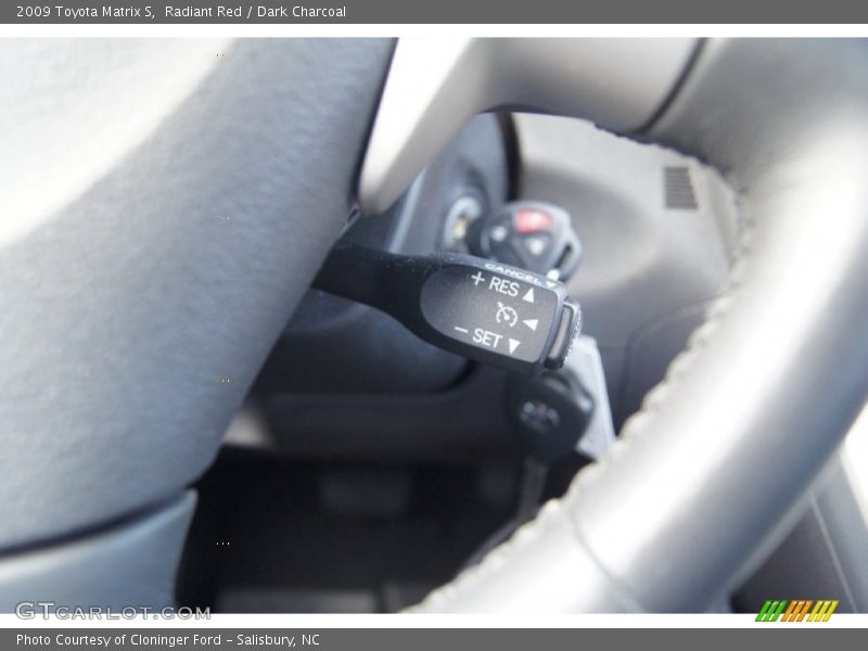 Radiant Red / Dark Charcoal 2009 Toyota Matrix S