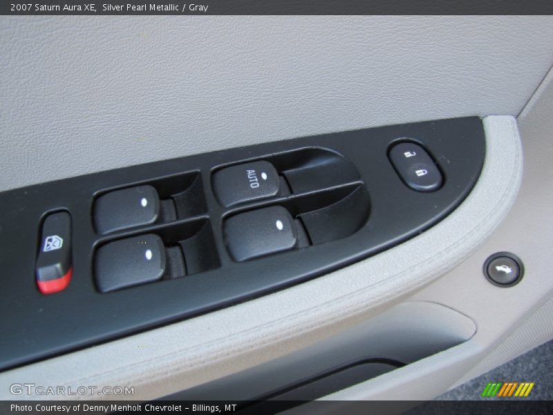 Silver Pearl Metallic / Gray 2007 Saturn Aura XE