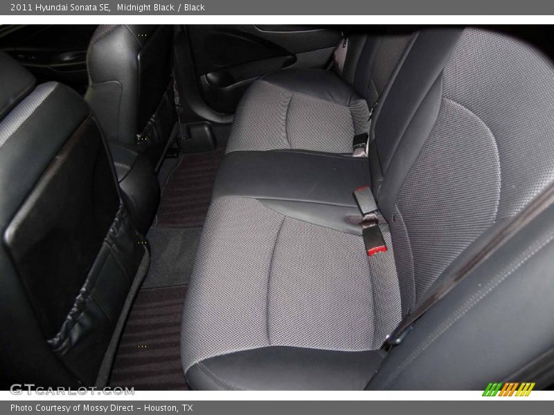 Midnight Black / Black 2011 Hyundai Sonata SE