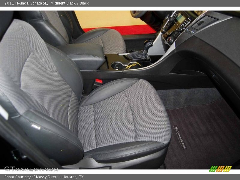 Midnight Black / Black 2011 Hyundai Sonata SE