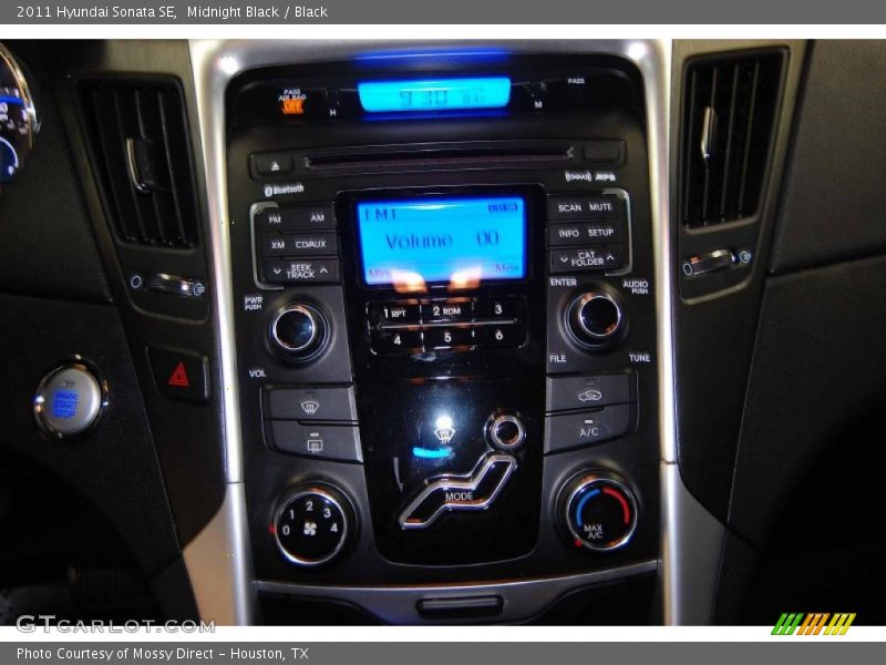 Midnight Black / Black 2011 Hyundai Sonata SE