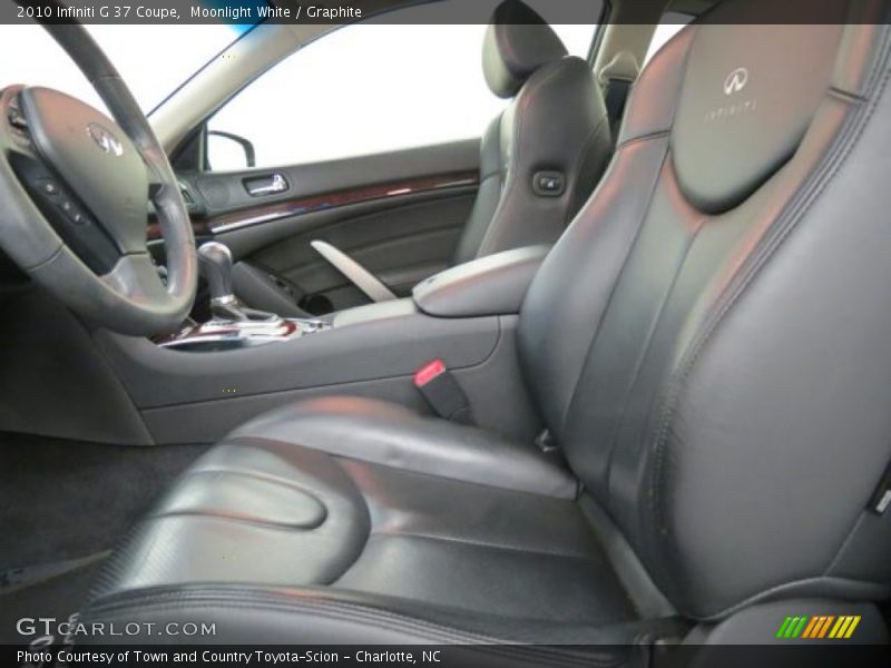  2010 G 37 Coupe Graphite Interior
