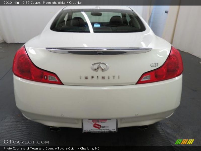 Moonlight White / Graphite 2010 Infiniti G 37 Coupe