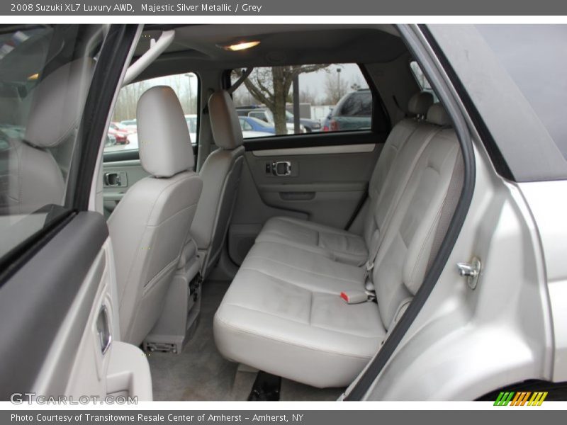  2008 XL7 Luxury AWD Grey Interior
