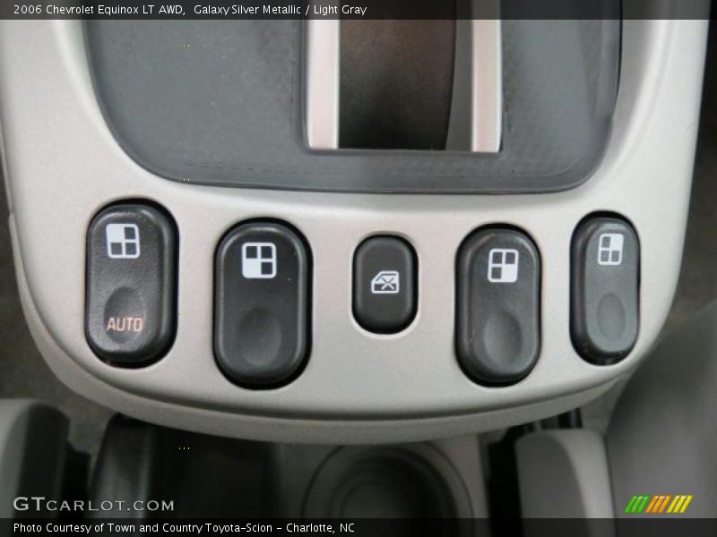 Galaxy Silver Metallic / Light Gray 2006 Chevrolet Equinox LT AWD