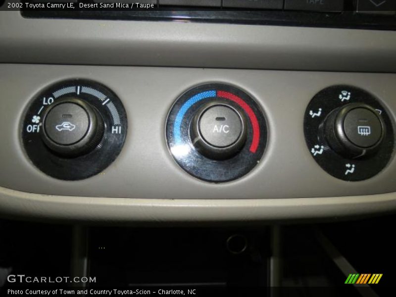 Desert Sand Mica / Taupe 2002 Toyota Camry LE