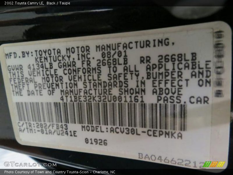 Black / Taupe 2002 Toyota Camry LE