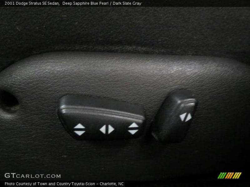 Deep Sapphire Blue Pearl / Dark Slate Gray 2001 Dodge Stratus SE Sedan