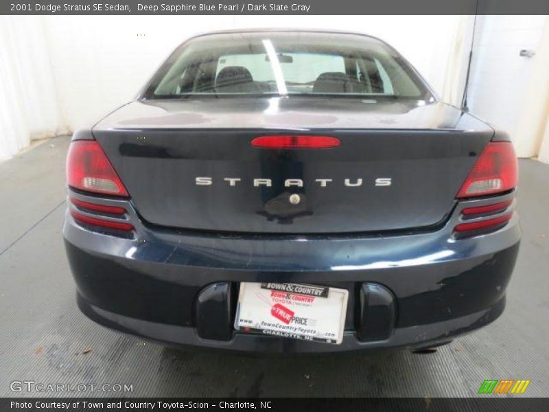 Deep Sapphire Blue Pearl / Dark Slate Gray 2001 Dodge Stratus SE Sedan