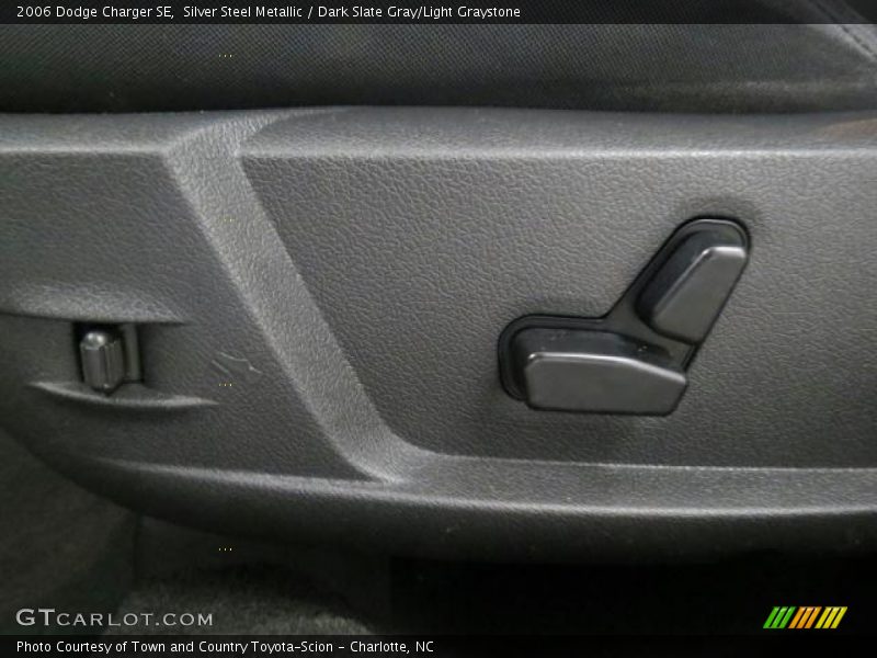 Silver Steel Metallic / Dark Slate Gray/Light Graystone 2006 Dodge Charger SE