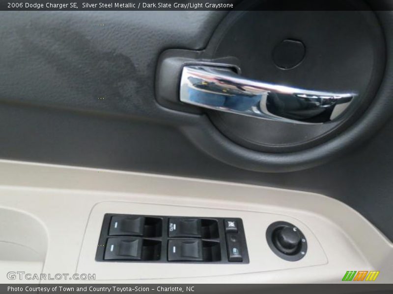 Silver Steel Metallic / Dark Slate Gray/Light Graystone 2006 Dodge Charger SE