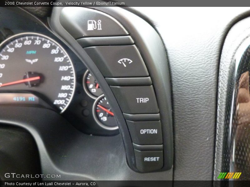 Controls of 2008 Corvette Coupe
