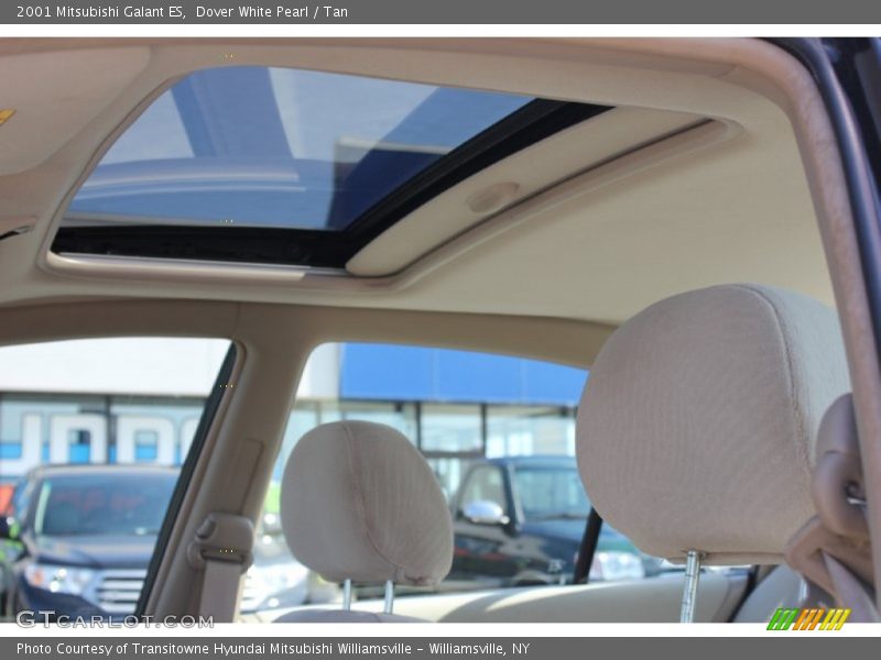 Dover White Pearl / Tan 2001 Mitsubishi Galant ES