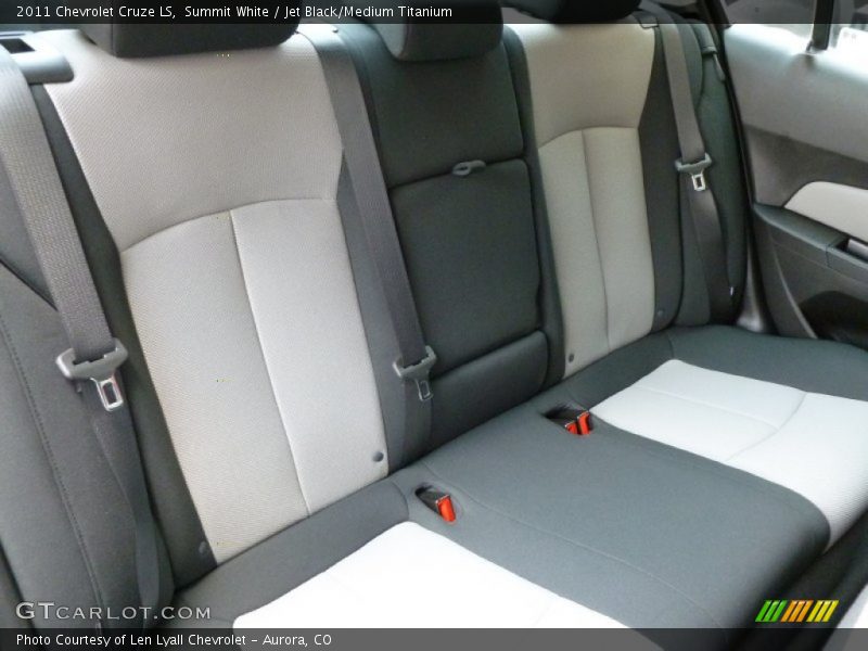 Summit White / Jet Black/Medium Titanium 2011 Chevrolet Cruze LS