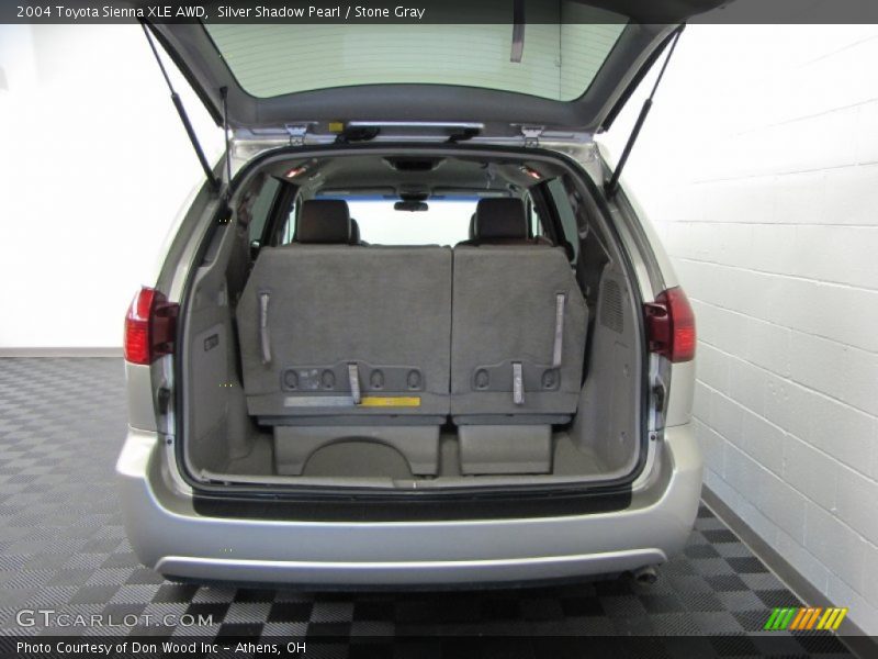 Silver Shadow Pearl / Stone Gray 2004 Toyota Sienna XLE AWD
