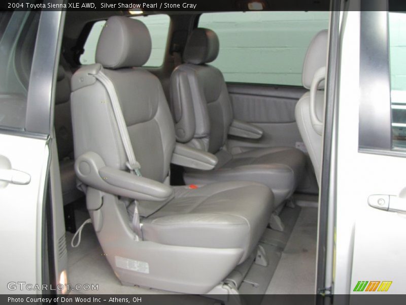 Silver Shadow Pearl / Stone Gray 2004 Toyota Sienna XLE AWD