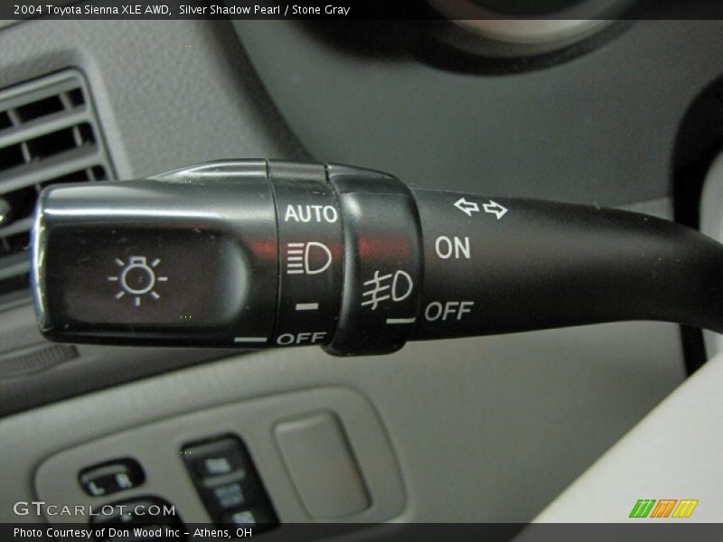 Silver Shadow Pearl / Stone Gray 2004 Toyota Sienna XLE AWD