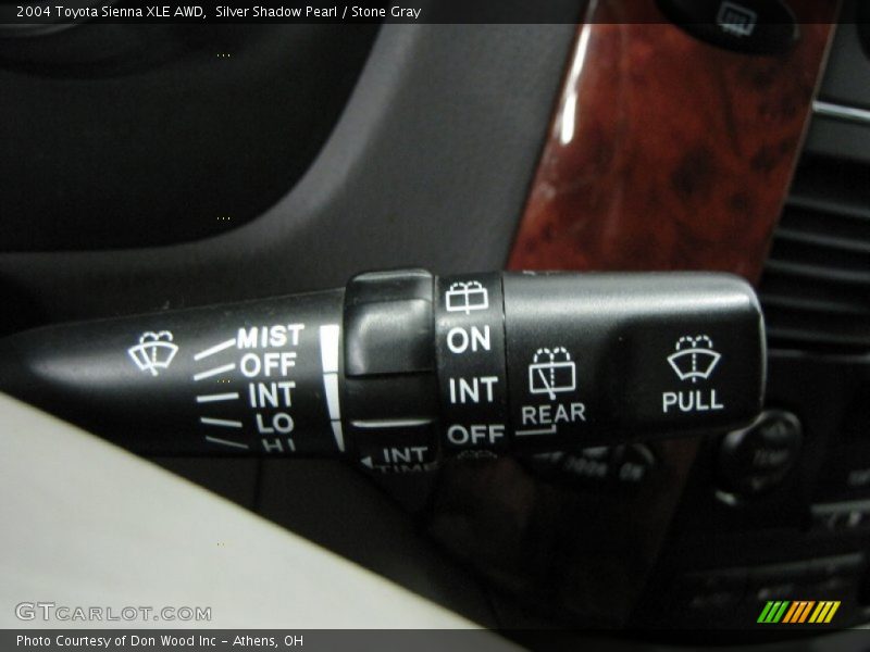 Silver Shadow Pearl / Stone Gray 2004 Toyota Sienna XLE AWD