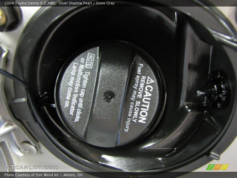 Silver Shadow Pearl / Stone Gray 2004 Toyota Sienna XLE AWD