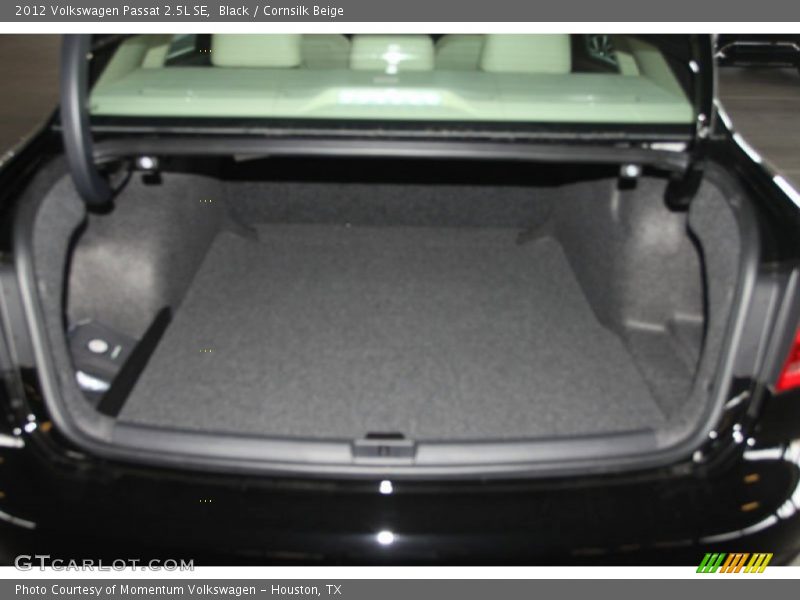 Black / Cornsilk Beige 2012 Volkswagen Passat 2.5L SE