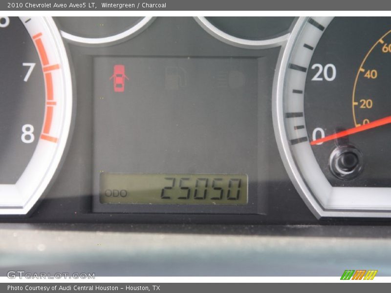 Wintergreen / Charcoal 2010 Chevrolet Aveo Aveo5 LT