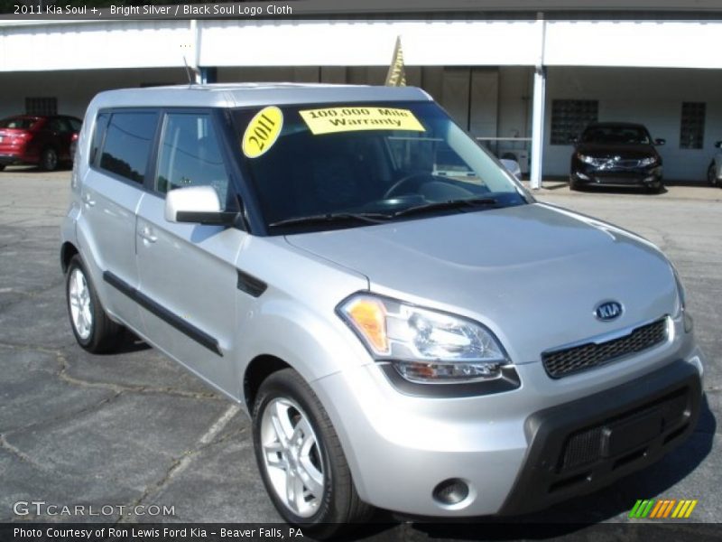 Bright Silver / Black Soul Logo Cloth 2011 Kia Soul +