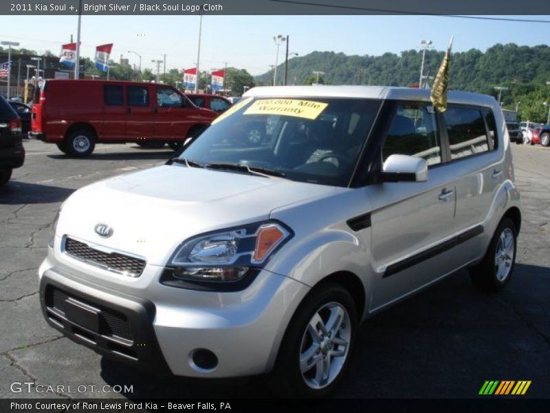 Bright Silver / Black Soul Logo Cloth 2011 Kia Soul +