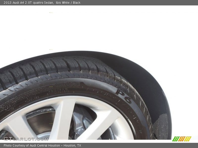 Ibis White / Black 2013 Audi A4 2.0T quattro Sedan