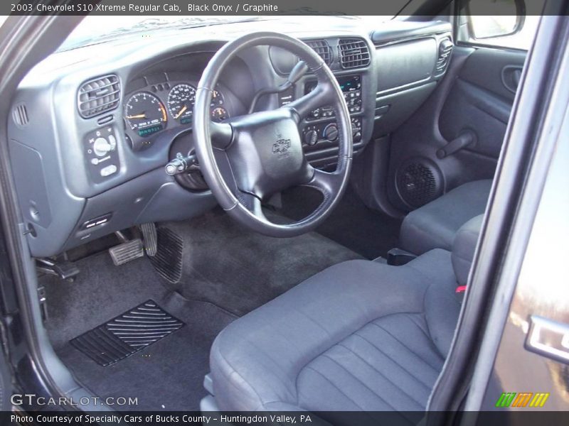 Black Onyx / Graphite 2003 Chevrolet S10 Xtreme Regular Cab