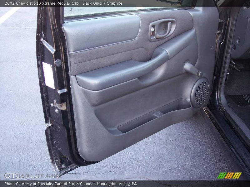 Black Onyx / Graphite 2003 Chevrolet S10 Xtreme Regular Cab